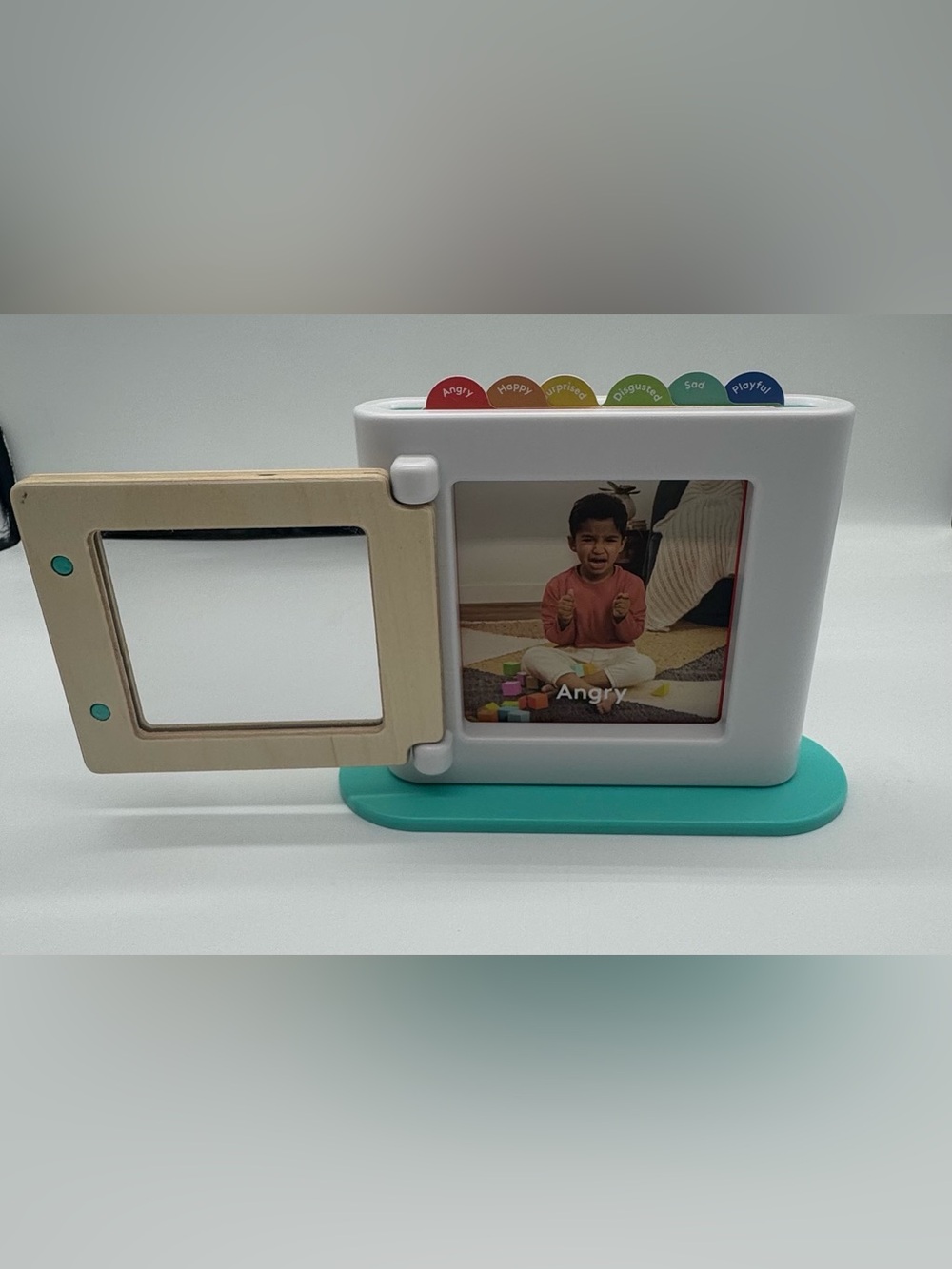 Lovevery My Feelings Prism Mirror Frame